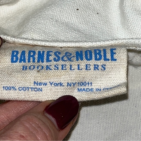 Barnes and Noble BLUE Stripe Canvas book BAG BEACH TOTE. yellow STAR, 19” X 13” - Picture 15 of 15